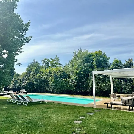 Daire Escape With Pool In